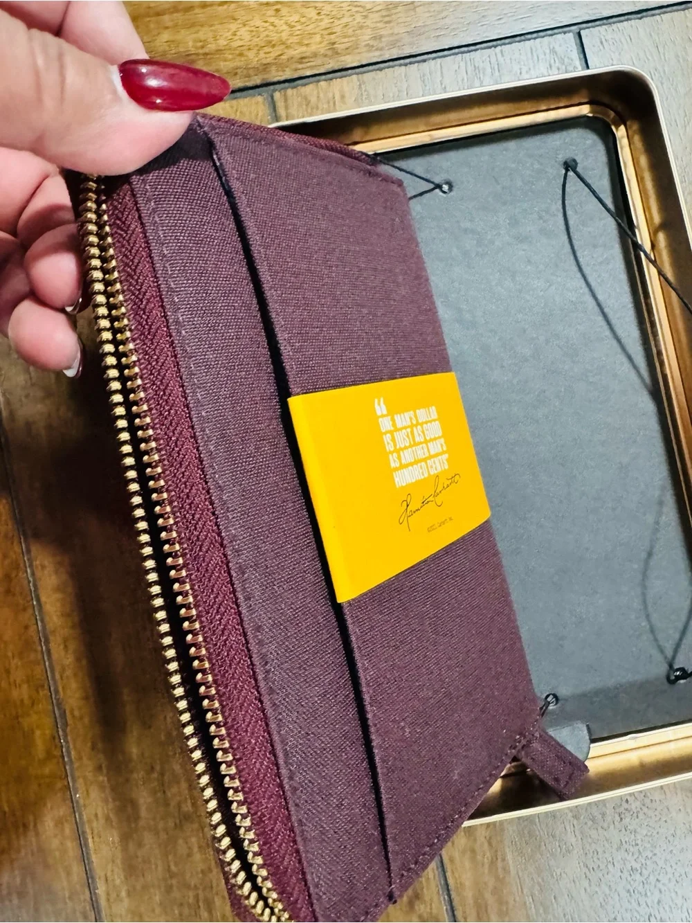 Carhartt Nylon Duck Lay-Flat Clutch Wallet RFID Burgundy NWT Tin Gift Box